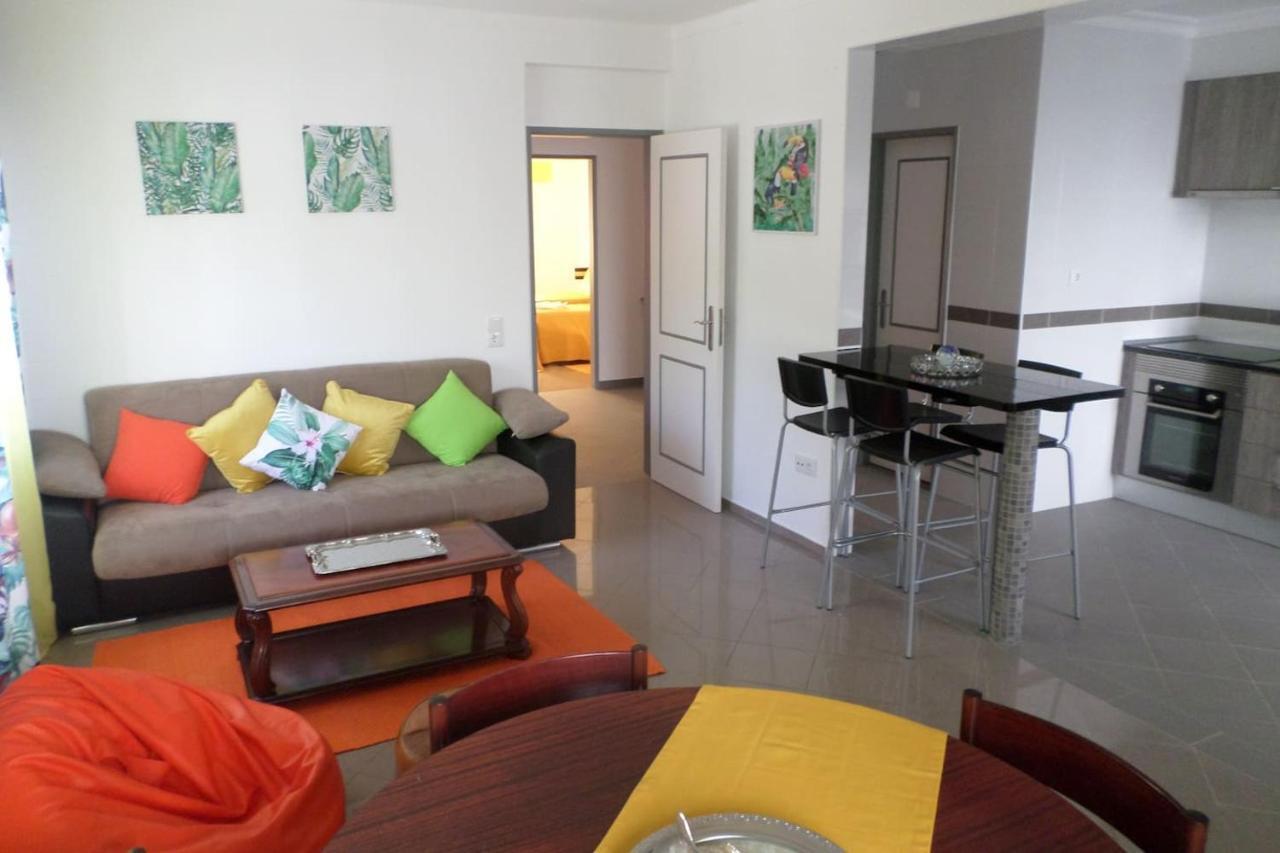 Emilio's Just For Appartement *